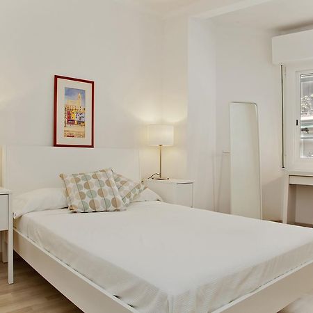 Appartement Flateli Roger 2 à Barcelone Extérieur photo